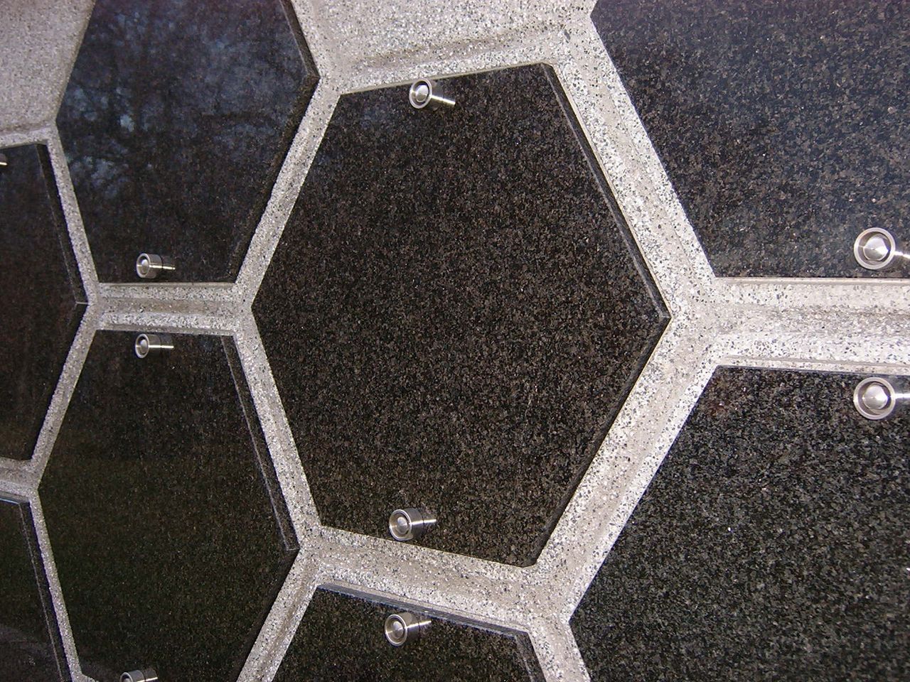 Urnenfachabdeckung "Hexagon"