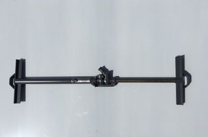 Spannstrebe mit breiten Fußstücken